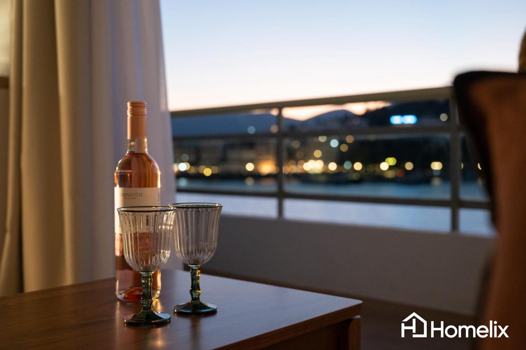 Amaya - Sea View Suites Chalkís 外观 照片